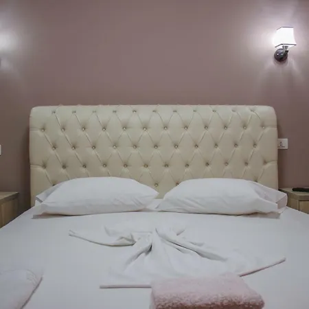 Veal Szálloda 4*